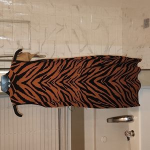 💋 Animal Print Sweater Dress